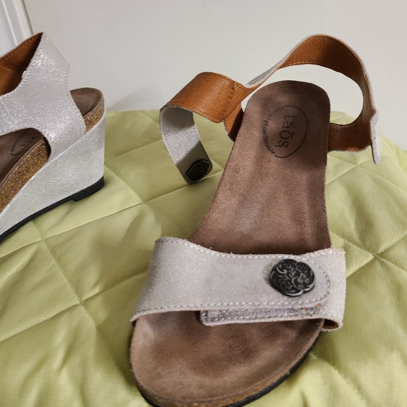 Täōs Wedge Sandals Silver - Picture 10 of 10
